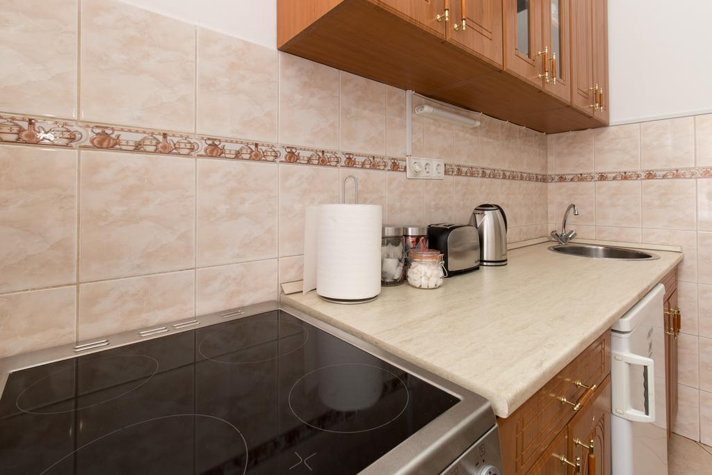 Bpm: Dob70 Classic Apartment In Downtown Budapest Zimmer foto